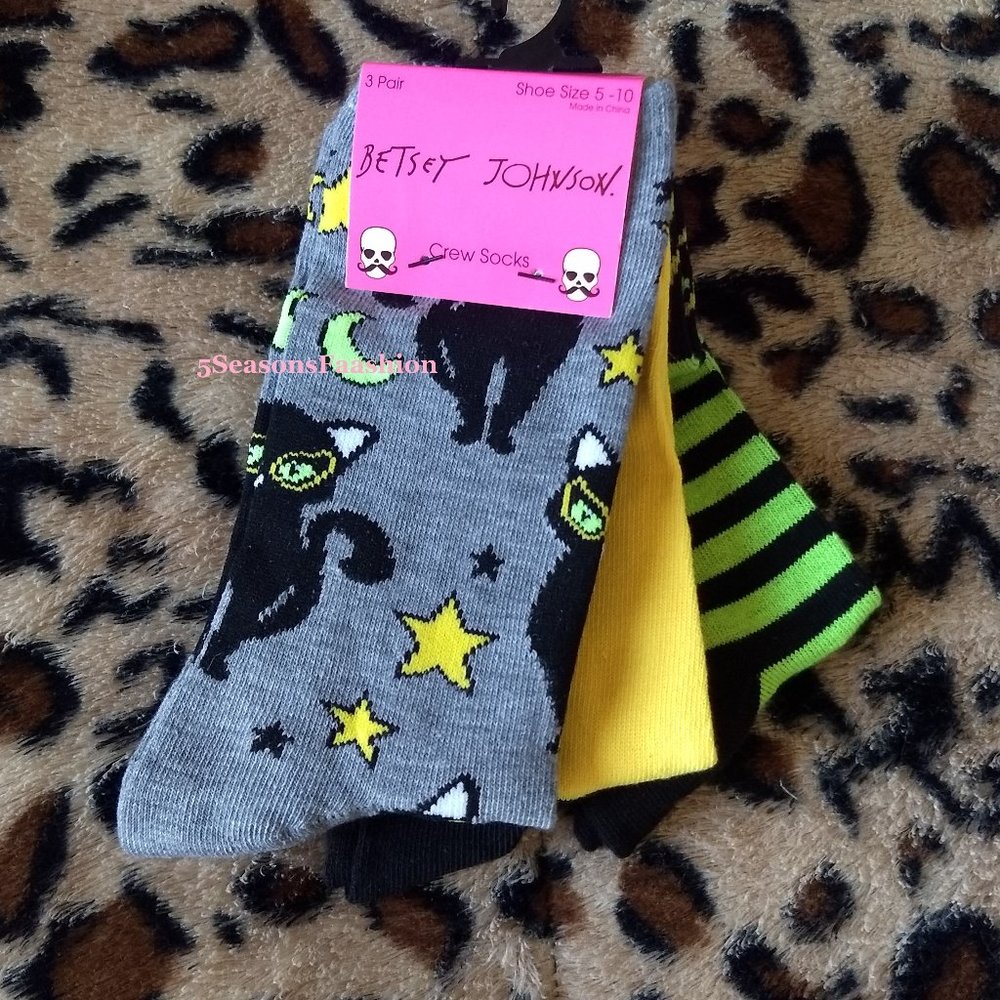 Retro Betsey Johnson Socks Green Striped Black Cat